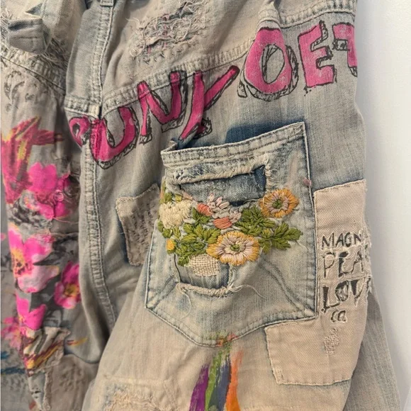 Magnolia Pearl Valentine Crop Denims - Picture 11 of 12